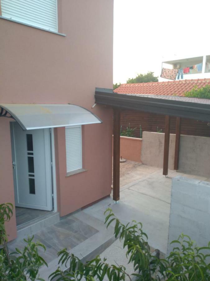 Tomek Apartment Вир Екстериор снимка