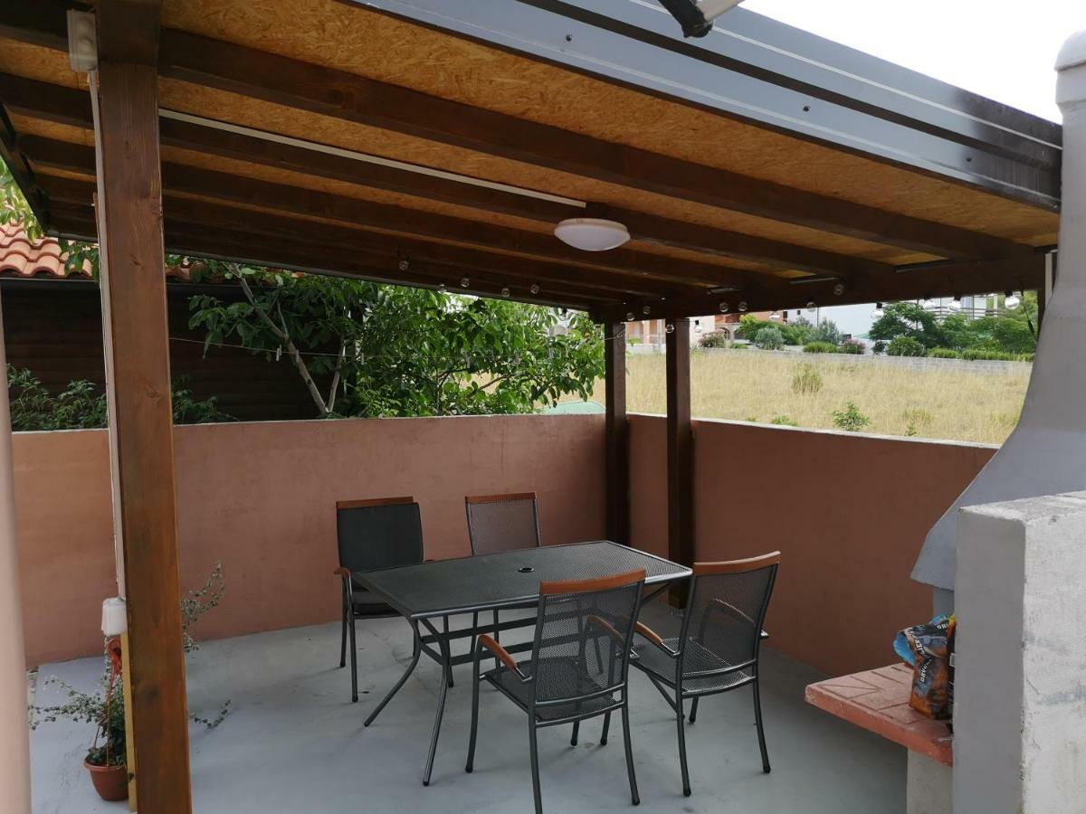 Tomek Apartment Вир Екстериор снимка